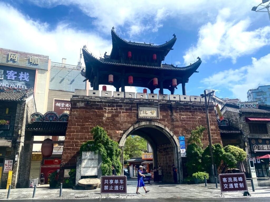 图片[1]-Gankeng Ancient Town Shenzhen Travel Guide | Hakka Culture & Night Tour Spots